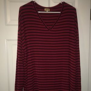 Long-Sleeve V-Neck Piko Shirt Size Medium